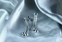 Load image into Gallery viewer, Double Braided Drop Earrings

